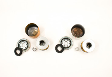 Top view of Genuine and Non-Genuine Filters with O-Rings from Holm