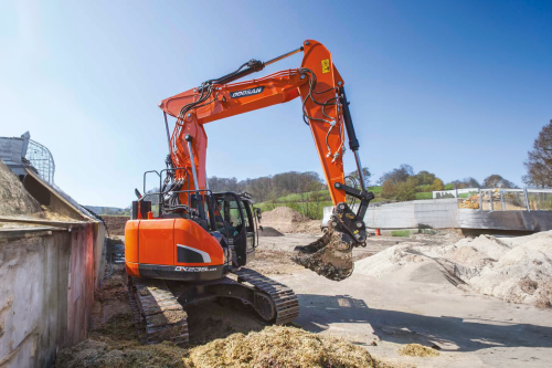 Doosan DX235LCR-5